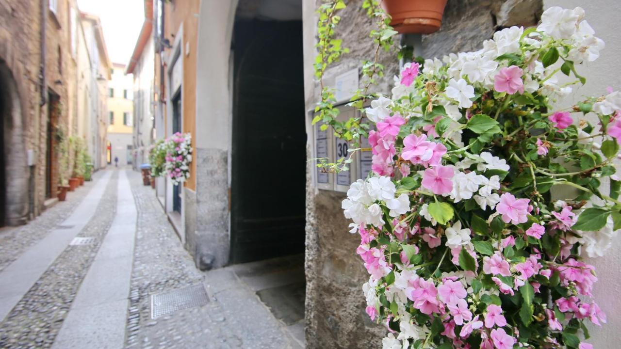 Italianway - Vitani 30 Como Exterior foto